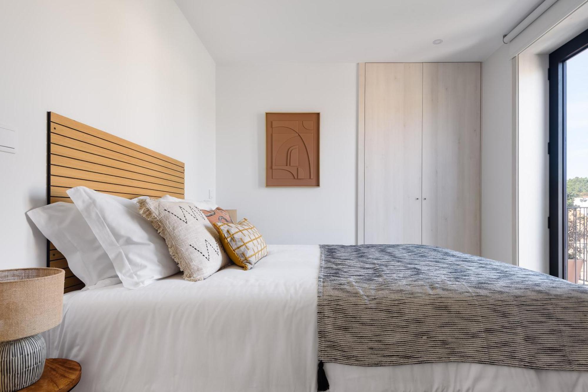 Apartment Lovely 2-bed In The Centre With A Sunny Balcony Porto